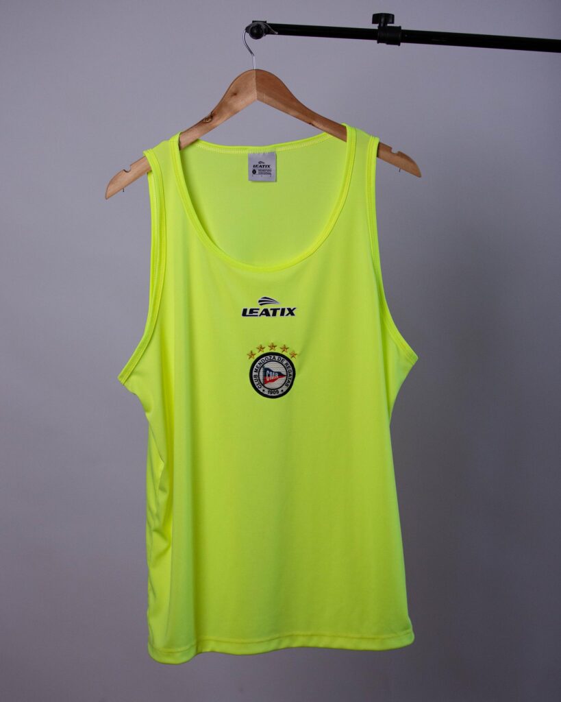 pecheras entrenamiento musculosas para entrenar personalizadas futbol futsal voley handball balonmano basquet hockey